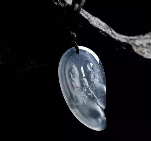 冰种老坑翡翠,飘雪翡翠价格-第4张图片-翡翠网 冰种老坑翡翠,飘雪翡翠价格-第4张图片-翡翠网