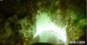 翡翠原石打灯里面是红色翡翠原石灯照颜色-第14张图片-翡翠网 翡翠原石打灯里面是红色翡翠原石灯照颜色-第14张图片-翡翠网