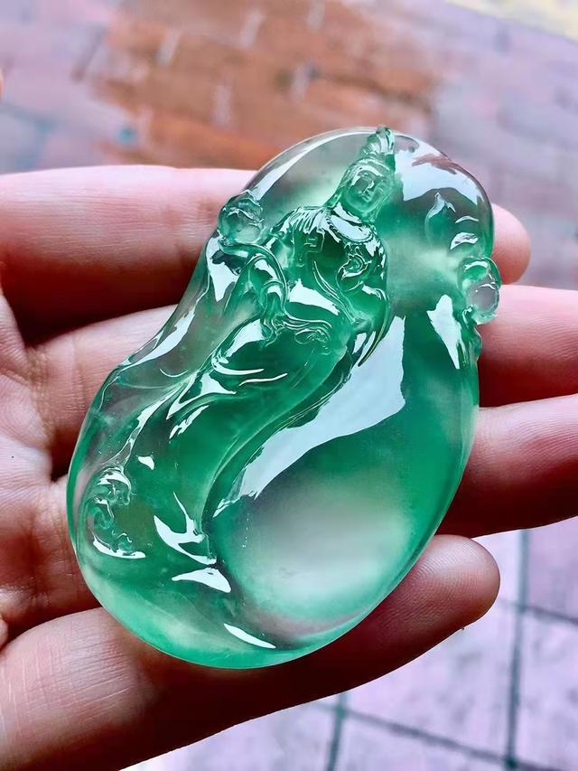 什么是好翡翠翡翠价格等-第8张图片-翡翠网 什么是好翡翠翡翠价格等-第8张图片-翡翠网