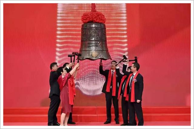 柘城人造翡翠原石,人造翡翠原石图片-第2张图片-翡翠网 柘城人造翡翠原石,人造翡翠原石图片-第2张图片-翡翠网