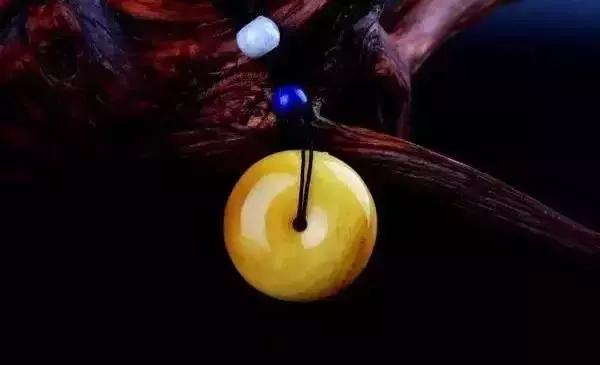 自己怎么手工打磨原石手工打磨翡翠原石-第12张图片-翡翠网 自己怎么手工打磨原石手工打磨翡翠原石-第12张图片-翡翠网