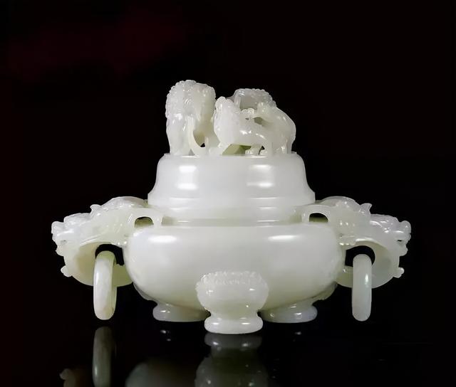 清代白玉佛手,清代翡翠佛手价格-第11张图片-翡翠网 清代白玉佛手,清代翡翠佛手价格-第11张图片-翡翠网