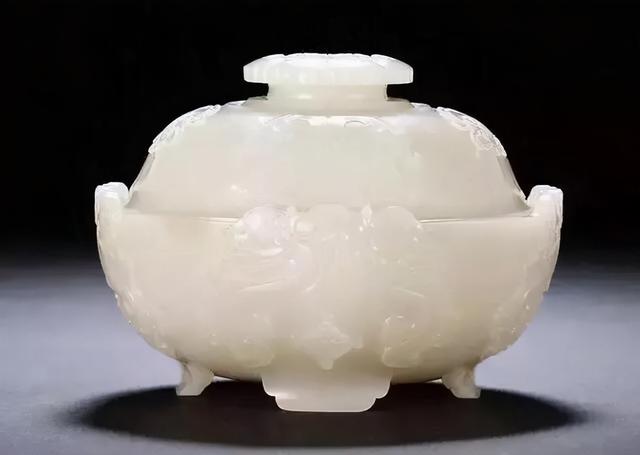 清代白玉佛手,清代翡翠佛手价格-第13张图片-翡翠网 清代白玉佛手,清代翡翠佛手价格-第13张图片-翡翠网