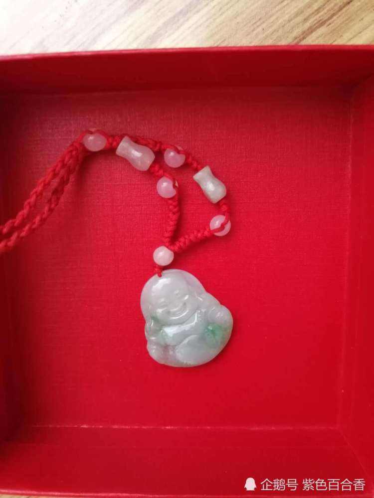 翡翠的知识讲座,开展健康知识讲座-第2张图片-翡翠网 翡翠的知识讲座,开展健康知识讲座-第2张图片-翡翠网