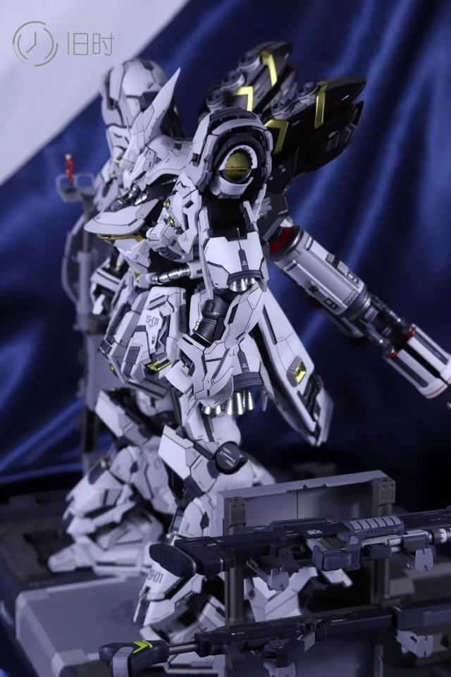 翡翠龙肯料好吗,慧星龙翡翠原石-第9张图片-翡翠网 翡翠龙肯料好吗,慧星龙翡翠原石-第9张图片-翡翠网