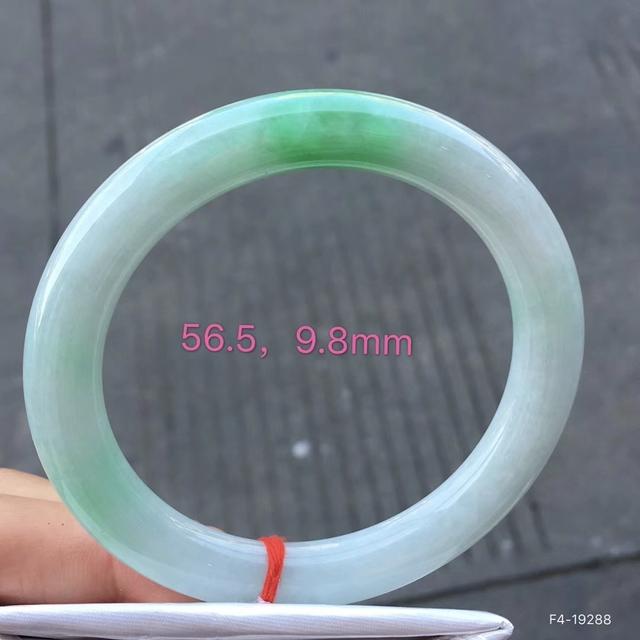 翡翠手镯价格2000元,辽宁500元翡翠手镯价格图片-第5张图片-翡翠网 翡翠手镯价格2000元,辽宁500元翡翠手镯价格图片-第5张图片-翡翠网