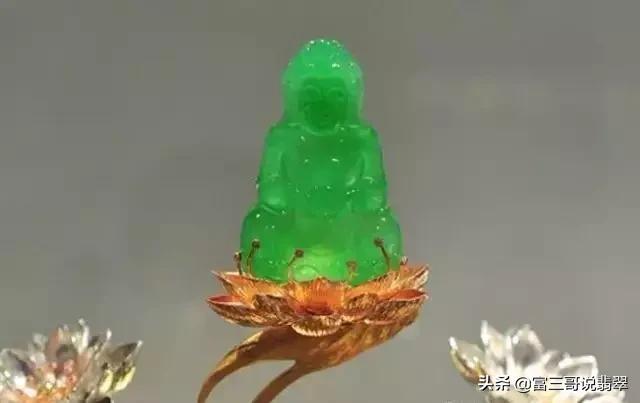 四川翡翠原石满绿,翡翠原石满绿观音-第3张图片-翡翠网 四川翡翠原石满绿,翡翠原石满绿观音-第3张图片-翡翠网