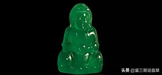 四川翡翠原石满绿,翡翠原石满绿观音-第8张图片-翡翠网 四川翡翠原石满绿,翡翠原石满绿观音-第8张图片-翡翠网