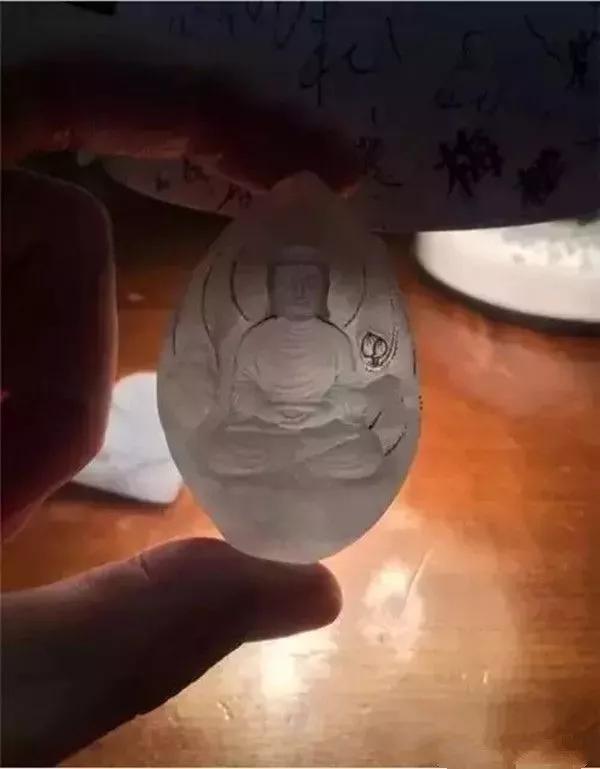 玻璃种翡翠原石湖南冰种翡翠原石老料-第17张图片-翡翠网 玻璃种翡翠原石湖南冰种翡翠原石老料-第17张图片-翡翠网