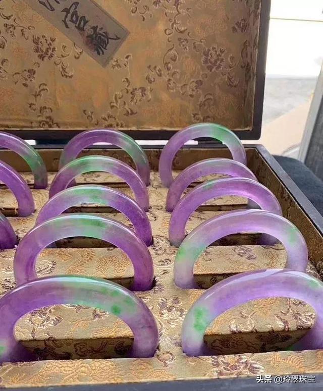 翡翠原石能造假吗闲鱼翡翠原石图片-第5张图片-翡翠网 翡翠原石能造假吗闲鱼翡翠原石图片-第5张图片-翡翠网