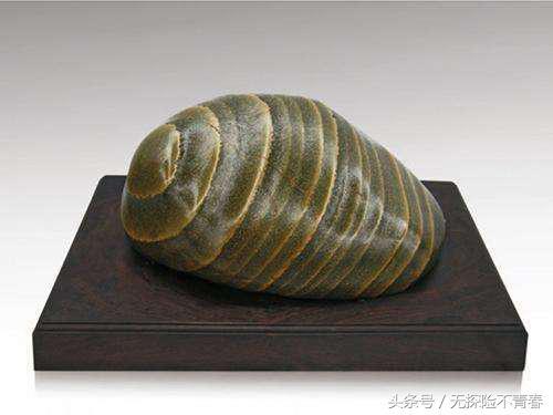 会卡翡翠原石的特点,琼海翡翠的原石-第5张图片-翡翠网 会卡翡翠原石的特点,琼海翡翠的原石-第5张图片-翡翠网