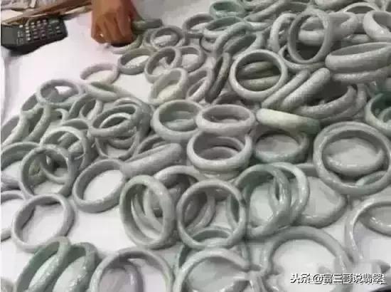 商场翡翠手镯拿货价,翡翠手镯商场价-第6张图片-翡翠网 商场翡翠手镯拿货价,翡翠手镯商场价-第6张图片-翡翠网