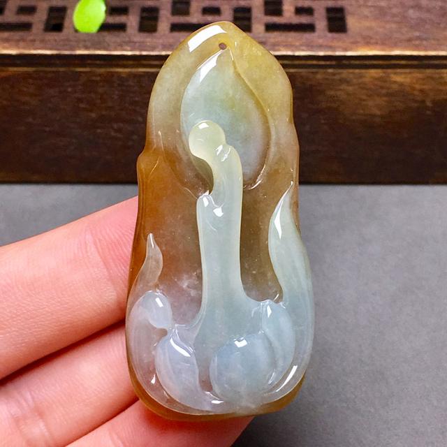 翡翠黄翡知识,冰种翡翠分哪几种-第4张图片-翡翠网 翡翠黄翡知识,冰种翡翠分哪几种-第4张图片-翡翠网