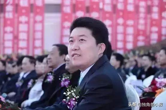 木那包浆皮原石特点,邳州翡翠原石包浆-第4张图片-翡翠网 木那包浆皮原石特点,邳州翡翠原石包浆-第4张图片-翡翠网