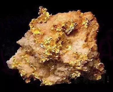 翡翠原来石知识大全好的翡翠原石-第5张图片-翡翠网 翡翠原来石知识大全好的翡翠原石-第5张图片-翡翠网