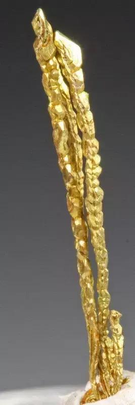 翡翠原来石知识大全好的翡翠原石-第11张图片-翡翠网 翡翠原来石知识大全好的翡翠原石-第11张图片-翡翠网