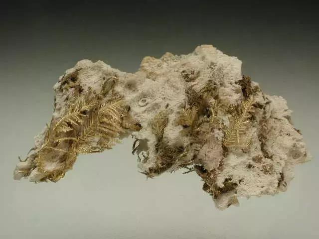 翡翠原来石知识大全好的翡翠原石-第17张图片-翡翠网 翡翠原来石知识大全好的翡翠原石-第17张图片-翡翠网