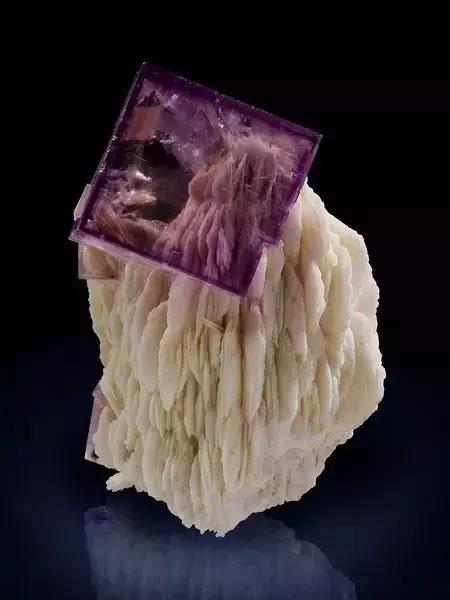 翡翠原来石知识大全好的翡翠原石-第40张图片-翡翠网 翡翠原来石知识大全好的翡翠原石-第40张图片-翡翠网