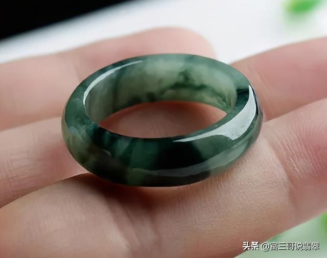 六舒翡翠知识翡翠专业知识大全-第14张图片-翡翠网 六舒翡翠知识翡翠专业知识大全-第14张图片-翡翠网