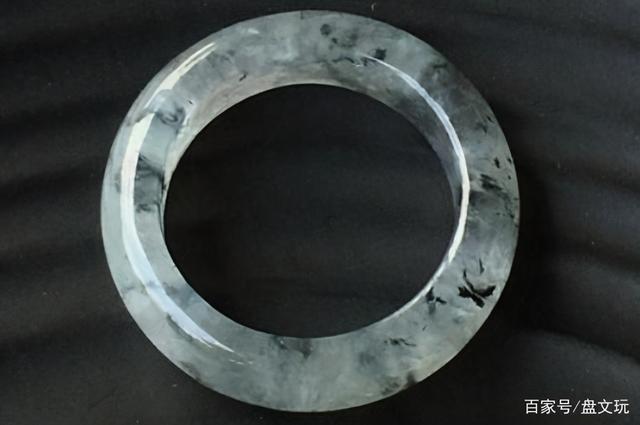 乌鸡种翡翠原石好吗翡翠乌鸡种是什么皮壳-第3张图片-翡翠网 乌鸡种翡翠原石好吗翡翠乌鸡种是什么皮壳-第3张图片-翡翠网