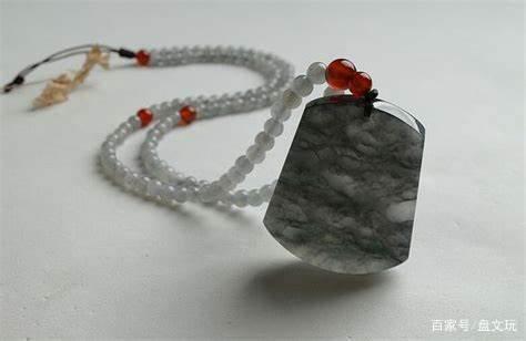 乌鸡种翡翠原石好吗翡翠乌鸡种是什么皮壳-第4张图片-翡翠网 乌鸡种翡翠原石好吗翡翠乌鸡种是什么皮壳-第4张图片-翡翠网