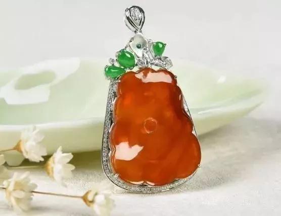 翡翠价格术语表格图,翡翠卖价是什么意思-第1张图片-翡翠网 翡翠价格术语表格图,翡翠卖价是什么意思-第1张图片-翡翠网