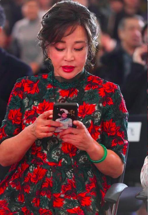 刘晓庆百万级翡翠刘晓庆翡翠知识体系-第3张图片-翡翠网 刘晓庆百万级翡翠刘晓庆翡翠知识体系-第3张图片-翡翠网