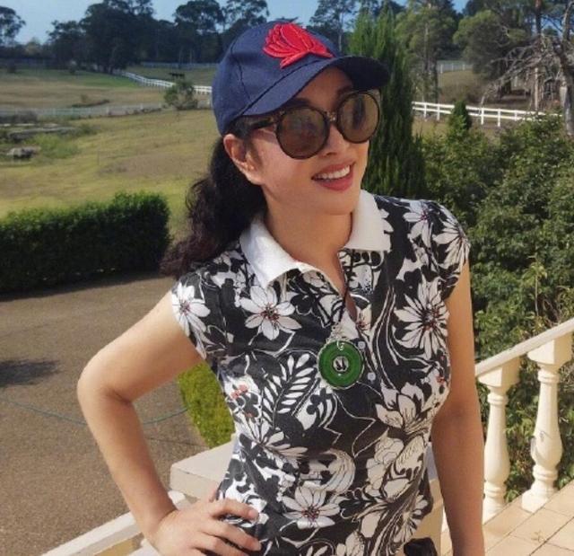 刘晓庆百万级翡翠刘晓庆翡翠知识体系-第4张图片-翡翠网 刘晓庆百万级翡翠刘晓庆翡翠知识体系-第4张图片-翡翠网