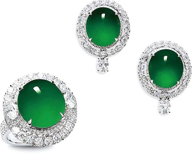 冰种满绿翡翠戒面价格冰种翡翠戒指款式图片-第9张图片-翡翠网 冰种满绿翡翠戒面价格冰种翡翠戒指款式图片-第9张图片-翡翠网