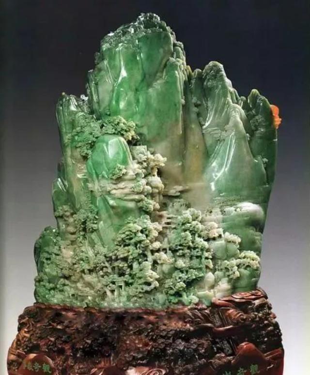 翡翠毛料原石翡翠国宝熊猫原石-第1张图片-翡翠网 翡翠毛料原石翡翠国宝熊猫原石-第1张图片-翡翠网