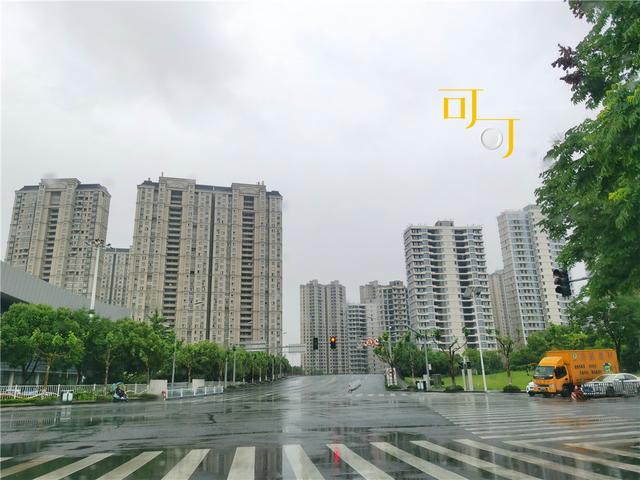 怎么选翡翠原石,绍兴水乡翡翠原石-第2张图片-翡翠网 怎么选翡翠原石,绍兴水乡翡翠原石-第2张图片-翡翠网