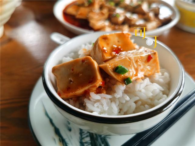 怎么选翡翠原石,绍兴水乡翡翠原石-第21张图片-翡翠网 怎么选翡翠原石,绍兴水乡翡翠原石-第21张图片-翡翠网