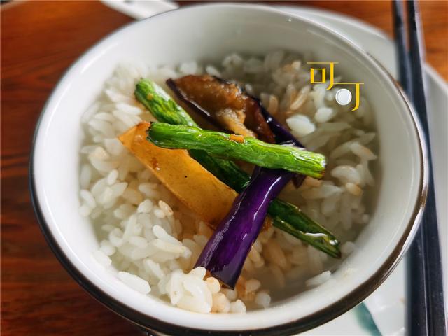 怎么选翡翠原石,绍兴水乡翡翠原石-第24张图片-翡翠网 怎么选翡翠原石,绍兴水乡翡翠原石-第24张图片-翡翠网