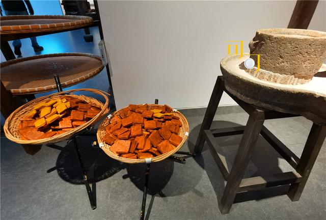 怎么选翡翠原石,绍兴水乡翡翠原石-第42张图片-翡翠网 怎么选翡翠原石,绍兴水乡翡翠原石-第42张图片-翡翠网