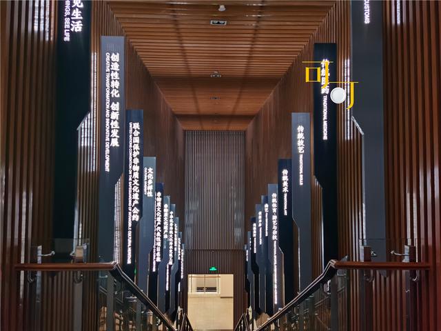 怎么选翡翠原石,绍兴水乡翡翠原石-第44张图片-翡翠网 怎么选翡翠原石,绍兴水乡翡翠原石-第44张图片-翡翠网