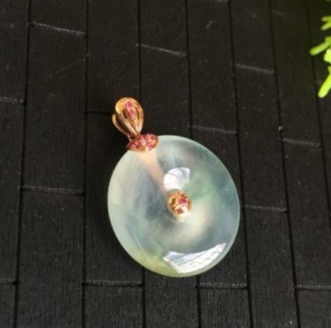 翡翠吊坠价格冰种翡翠项链价格-第4张图片-翡翠网 翡翠吊坠价格冰种翡翠项链价格-第4张图片-翡翠网