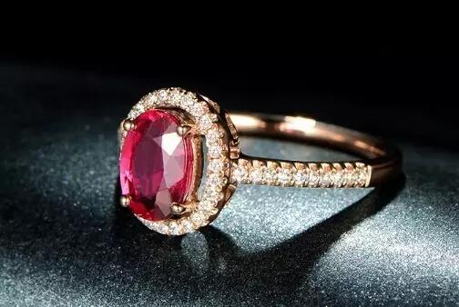 翡翠和碧玺有什么区别,碧玺翡翠价格贵吗-第2张图片-翡翠网 翡翠和碧玺有什么区别,碧玺翡翠价格贵吗-第2张图片-翡翠网