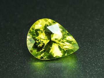 翡翠和碧玺有什么区别,碧玺翡翠价格贵吗-第10张图片-翡翠网 翡翠和碧玺有什么区别,碧玺翡翠价格贵吗-第10张图片-翡翠网