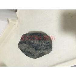 翡翠原石叫什么翡翠原石蒙料-第1张图片-翡翠网 翡翠原石叫什么翡翠原石蒙料-第1张图片-翡翠网