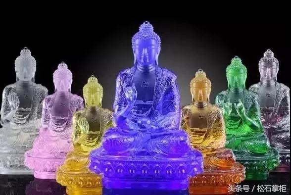 切翡翠原石的视频,冰化翡翠原石视频-第4张图片-翡翠网 切翡翠原石的视频,冰化翡翠原石视频-第4张图片-翡翠网