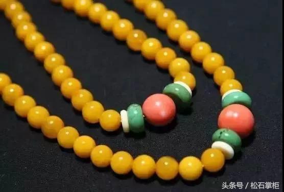 切翡翠原石的视频,冰化翡翠原石视频-第8张图片-翡翠网 切翡翠原石的视频,冰化翡翠原石视频-第8张图片-翡翠网