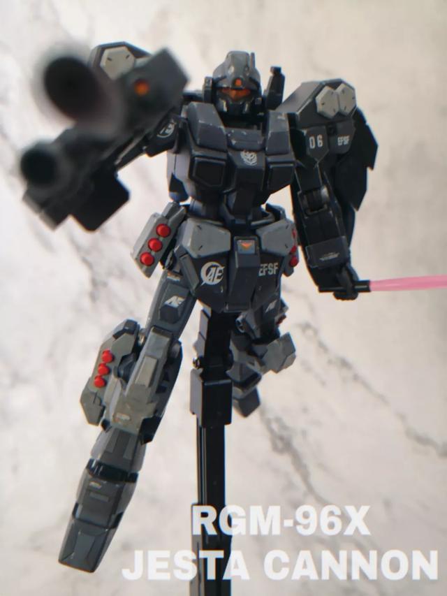 翡翠原石有铁球翡翠原石叫什么-第3张图片-翡翠网 翡翠原石有铁球翡翠原石叫什么-第3张图片-翡翠网