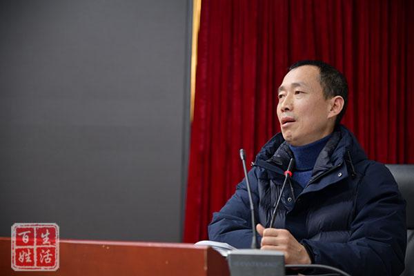 硫酸铜染色翡翠手镯鉴定翡翠镯子会越戴越透吗-第8张图片-翡翠网