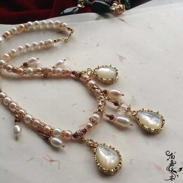 石榴石项链价格是多少翡翠石榴石项链价格-第8张图片-翡翠网 石榴石项链价格是多少翡翠石榴石项链价格-第8张图片-翡翠网