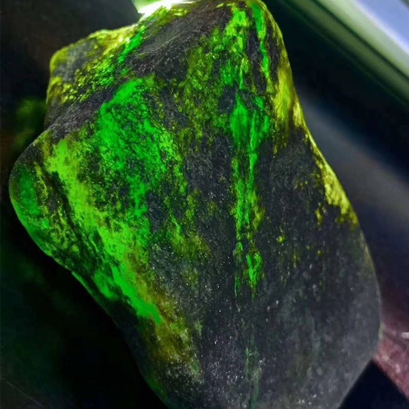 哪里有翡翠原石中国十大赌石市场-第2张图片-翡翠网 哪里有翡翠原石中国十大赌石市场-第2张图片-翡翠网