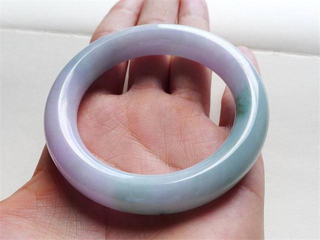 牡丹翡翠手镯大全A货翡翠手镯-第1张图片-翡翠网 牡丹翡翠手镯大全A货翡翠手镯-第1张图片-翡翠网