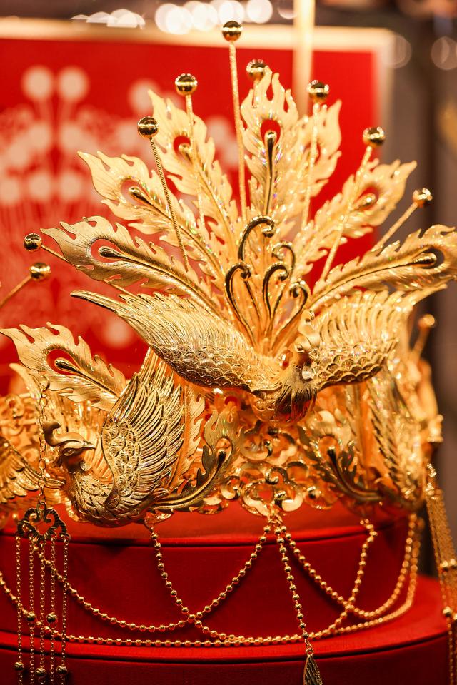 我在老凤祥买的黄金手镯,老凤祥的翡翠手镯能打几折-第4张图片-翡翠网 我在老凤祥买的黄金手镯,老凤祥的翡翠手镯能打几折-第4张图片-翡翠网