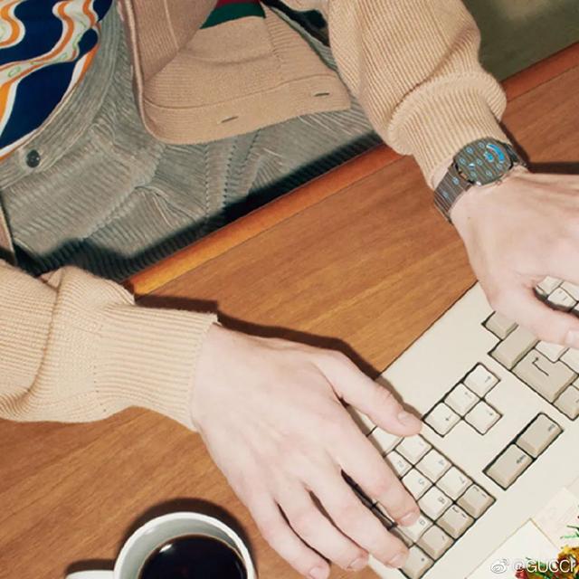 弥漫翡翠原石讲解视频翡翠原石值钱吗-第60张图片-翡翠网 弥漫翡翠原石讲解视频翡翠原石值钱吗-第60张图片-翡翠网