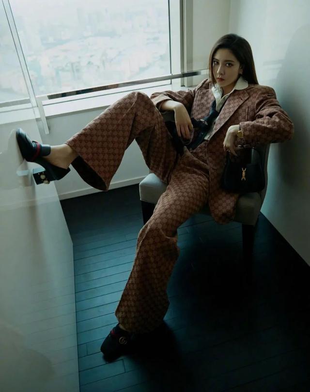 弥漫翡翠原石讲解视频翡翠原石值钱吗-第64张图片-翡翠网 弥漫翡翠原石讲解视频翡翠原石值钱吗-第64张图片-翡翠网