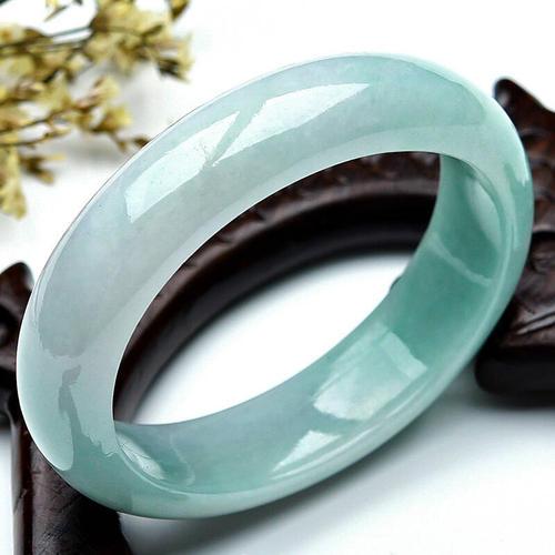 手镯的色线是什么翡翠手镯色线价格-第7张图片-翡翠网 手镯的色线是什么翡翠手镯色线价格-第7张图片-翡翠网